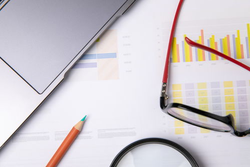 辦公用品商務攝影 數據報表場景的專業視覺呈現